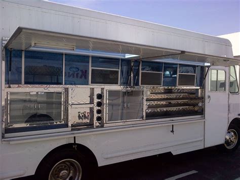 25&x27; Chevy Grumman Olson P30 Diesel Step Van Food Vending Truck Mobile Kitchen. . Food truck for sale los angeles